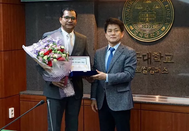 Dr.Koppula Sushrutha Won Best Teaching Excellence Award From South Korea - Sakshi