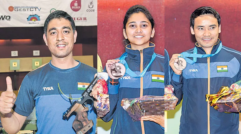 Debutant Shahzar Rizvi wins gold with world record, Jitu Rai gets bronze - Sakshi