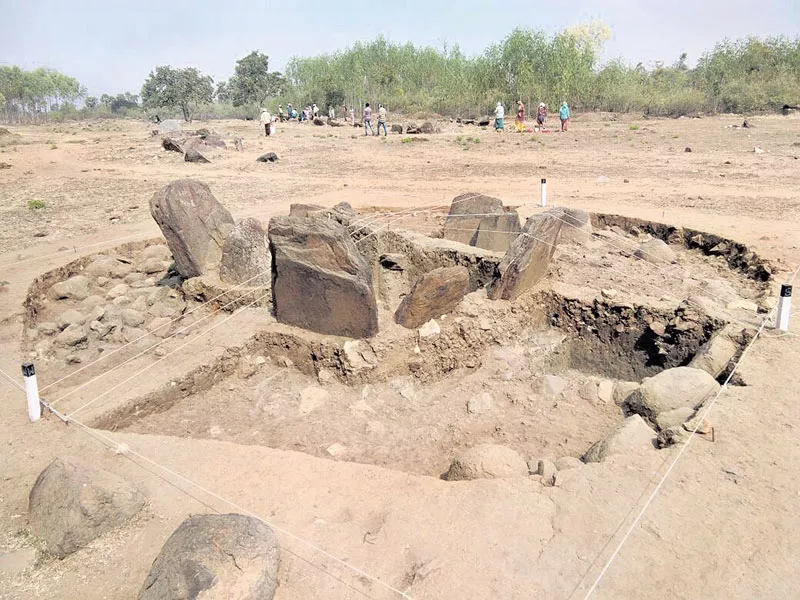 'Rakshasagulu' artefacts found at Polavaram project site - Sakshi