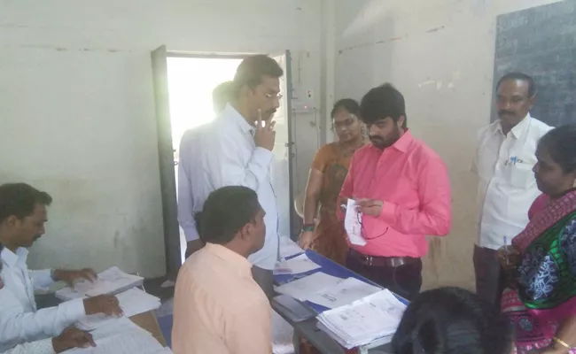 Mobile Phones Baned In Evaluation Centers - Sakshi
