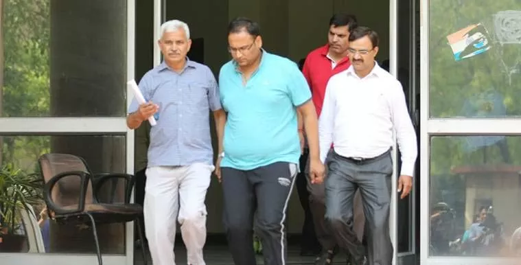 Arvind Kejriwal's Relative Vinay Bansal Arrested In A Corruption Case - Sakshi