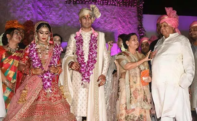 Chaos At Tej Pratap Yadav Wedding - Sakshi