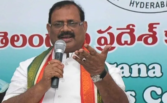 Khuntia Gets Angry on Telangana Party Leaders Over Social Media Posts  - Sakshi