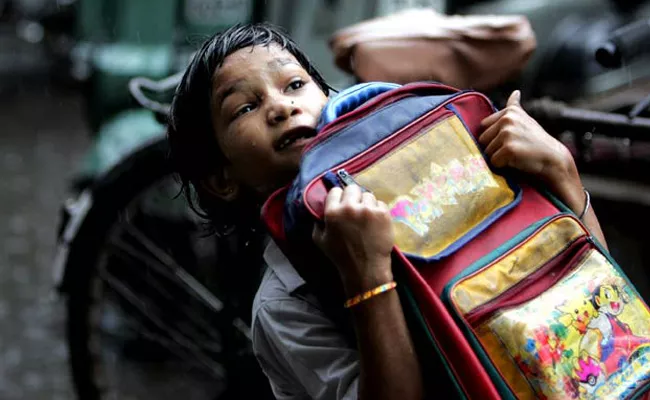 No Bags For Primary School Students Orders Haryana Government - Sakshi
