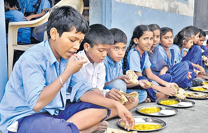 Gollapalli High School Got Competitive Results To Social Welfare Schools - Sakshi