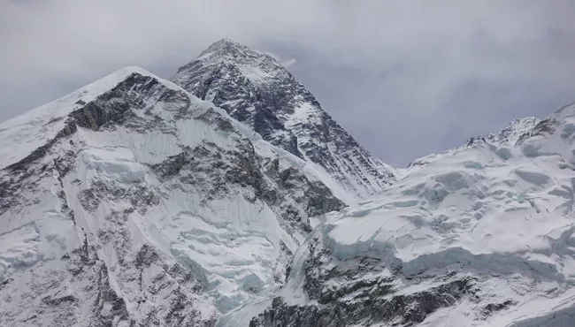 AP Government Reward For Five Students Climbed Mount Everest - Sakshi
