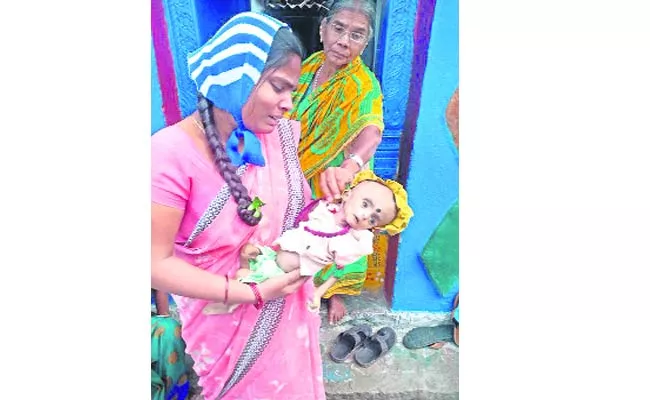 Baby Died In Hospital  - Sakshi
