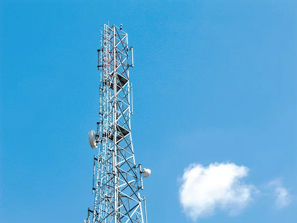 Commissions hunt in the mobile towers - Sakshi