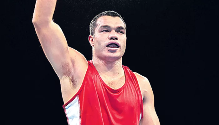Asian Games: Boxer Vikas Krishan storms into quarters - Sakshi