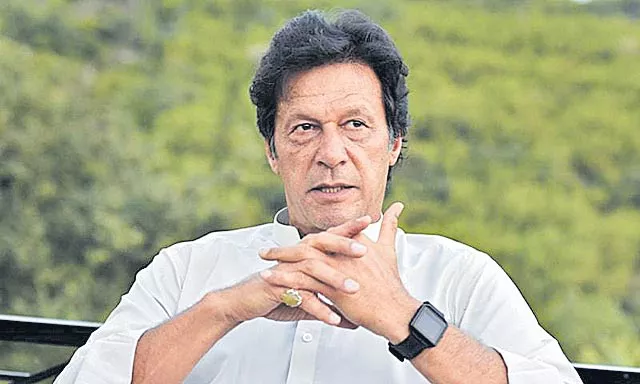 Imran Khan may take oath as Pakistan PM on August 14 - Sakshi