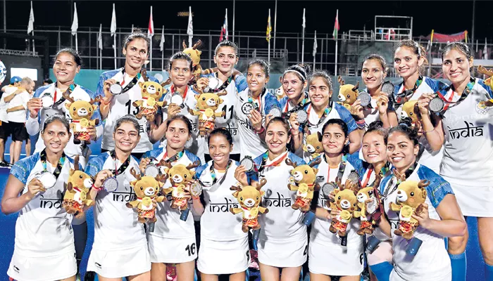  Asian Games: Japan shatter Indian dream in women hockey - Sakshi