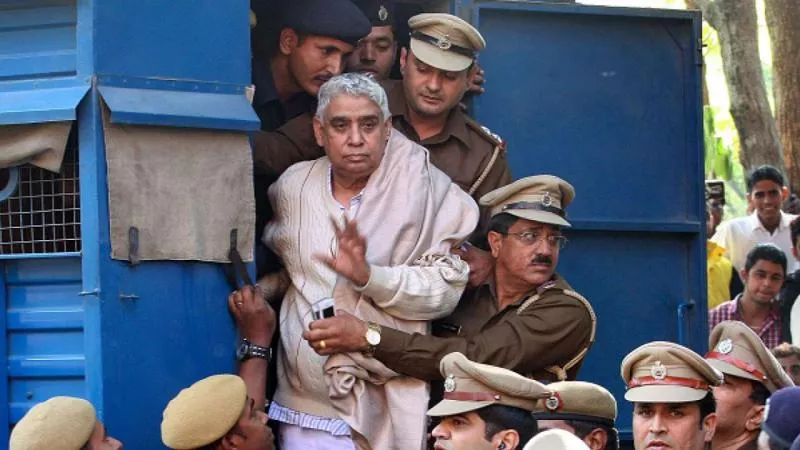 Self Styled Godman Rampal Found Guilty By Hisar Court In Murder Cases - Sakshi