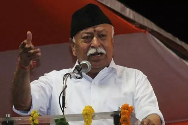 Enact law for temple at Ayodhya: Mohan Bhagwat - Sakshi