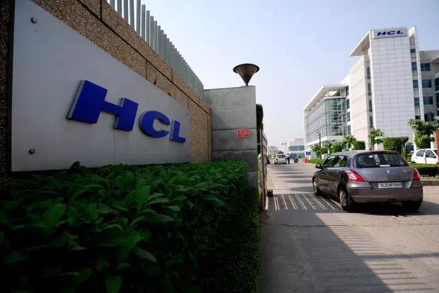 HCL Tech to hire nearly 30,000 people, applies for 640 H-1B visas - Sakshi