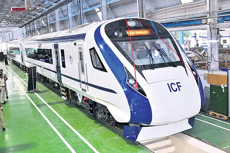 India's first engineless train to debut on tracks on Oct 29 - Sakshi