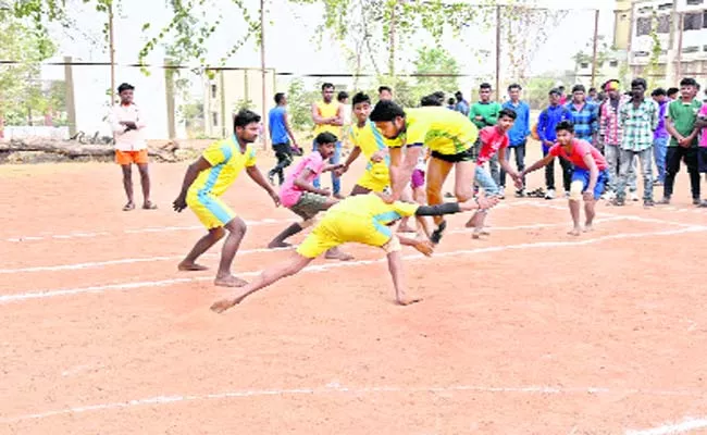 Telangana Govt Schools Games Not Implemented Adilabad - Sakshi