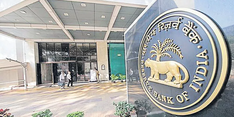 Crucial RBI board meeting on Monday amid ongoing rift with govt - Sakshi