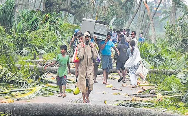 Mallepalli Laxmaiah Article On Titli Cyclone Affected Uddanam Area - Sakshi