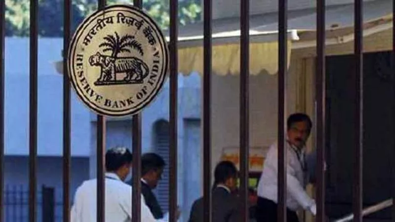 RBI Can Transfer Rs One Trillion Of Excess Reserves To Govt - Sakshi
