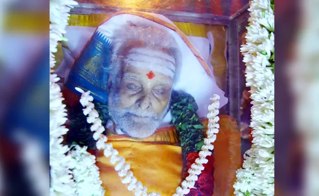 Temple Priest Died In Chittoor - Sakshi