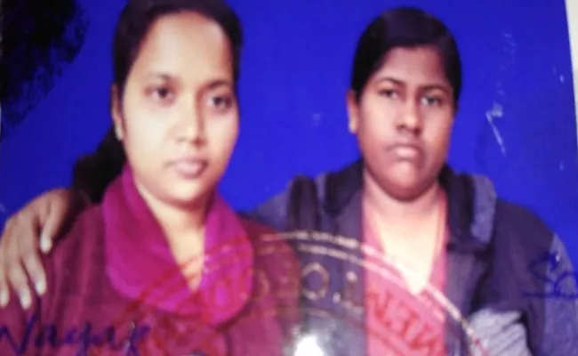 Two Girls Married In Kendrapara Orissa - Sakshi