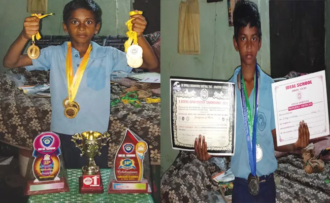Brothers Tallent in Running And Karate - Sakshi