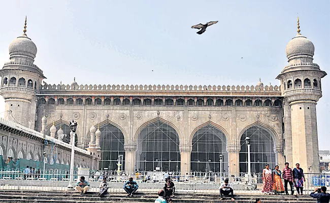 Makka Masjid Repair Works Delayed - Sakshi