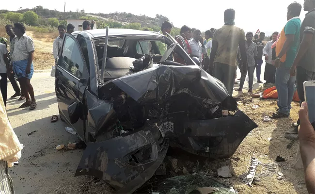 Women Died in Car Accident Chittoor - Sakshi