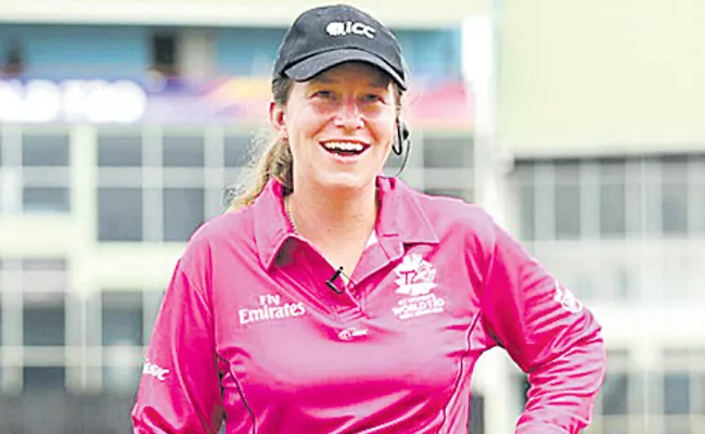 Claire Polosak to become first female umpire in men ODI - Sakshi