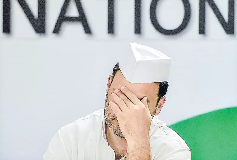 Rahul Gandhi duped by his core team of strategists in the general elections - Sakshi