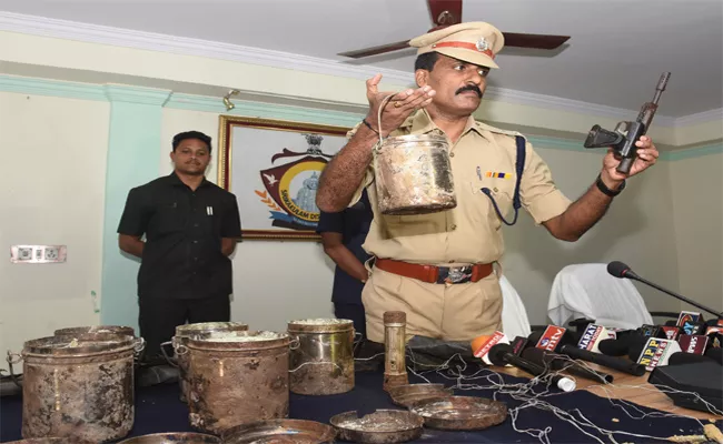 Police Find Maoists Dump Of Grenade In Srikakulam - Sakshi