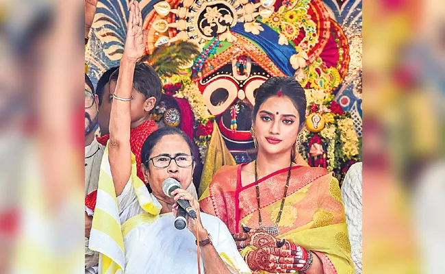 Mamata Banerjee Speech in Iskan Rath Yatra - Sakshi