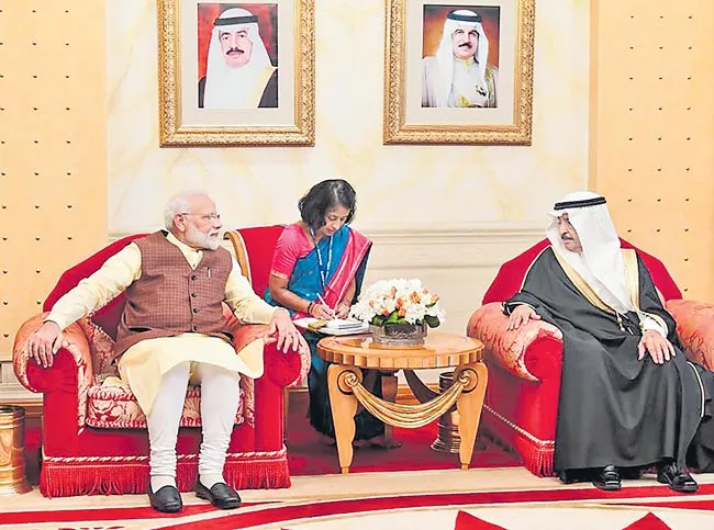 UAE crown prince confers PM Modi with highest civilian award - Sakshi
