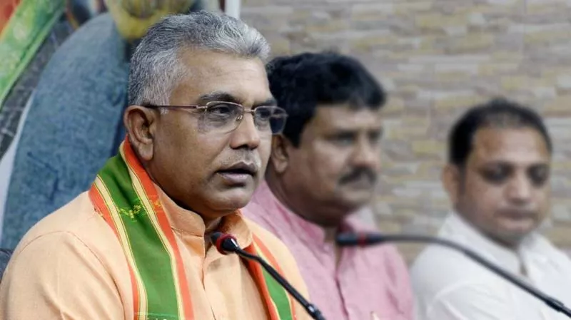 Bengal BJP President Dilip Ghosh Allegedly Attacked By Mob - Sakshi
