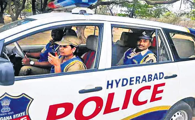 Hyderabad Police Response Timing Story - Sakshi