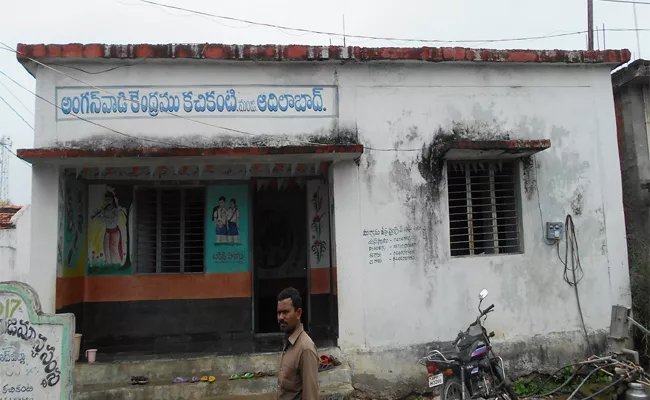 No Quality Food In Anganwadi Centers In Adilabad District - Sakshi