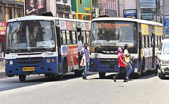 Hyderabad People Suffering With TSRTC Routes Changes - Sakshi