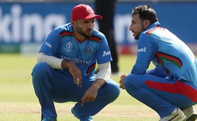 Gulbadin Naib Slams Afghanistan Cricket Board - Sakshi