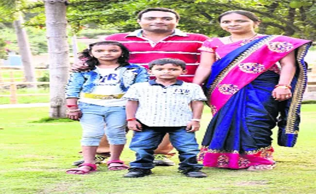 Wife Leaves House With Children After Writing Letter To Husband In Musheerabad - Sakshi