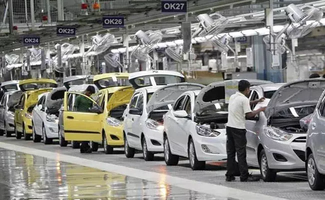 Passenger vehicle sales decline 6.2 percent in January, steepest in four months - Sakshi