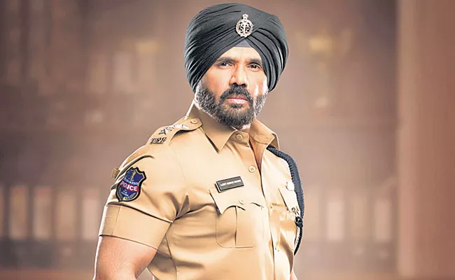 Sunil Shetty Will As Police Officer In Mosagallu Movie - Sakshi