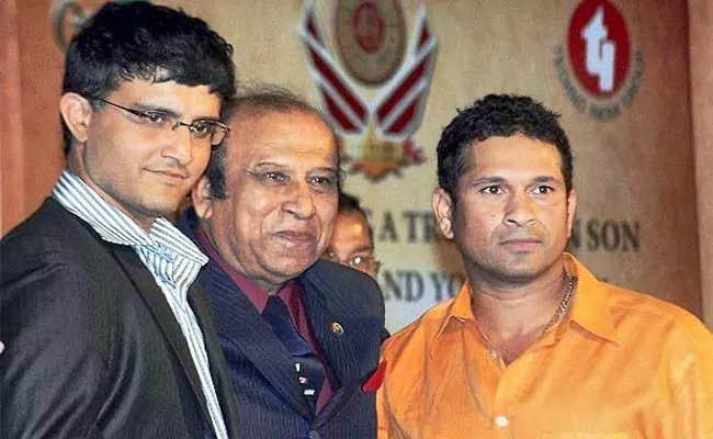 Indian Football Legend PK Banerjee Lost Breath Sachin Deep Condolences - Sakshi