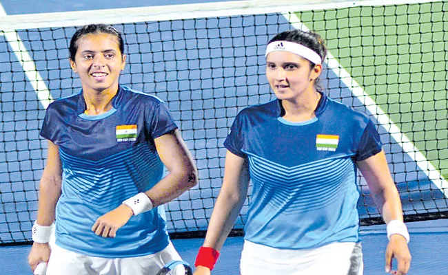 India Team First Time Qualifies For Fed Cup Playoffs - Sakshi