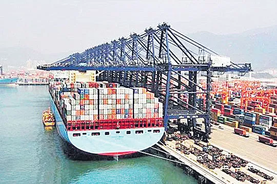 Covid-19: RBI announces relief for exporters - Sakshi