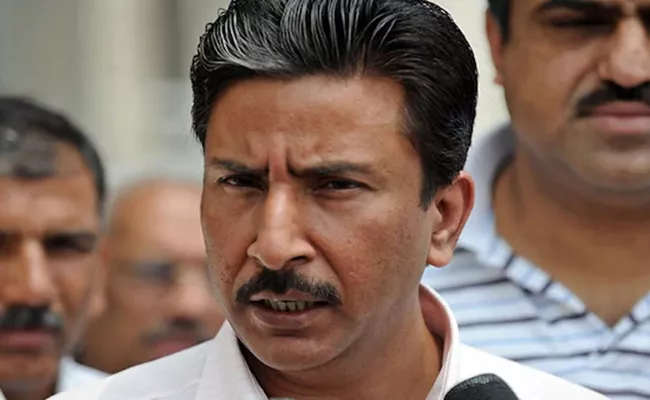 Salim Malik Pleads PCB, ICC To Drop His Lifetime Ban - Sakshi