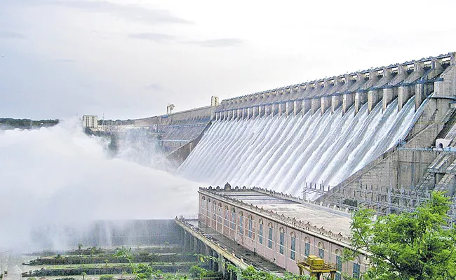 Telangana State Have Sufficient Water In Reservoirs - Sakshi