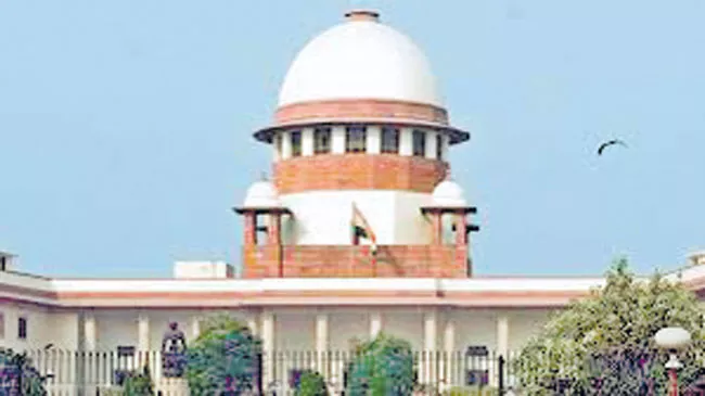 Supreme Court directs strict action against hoarding of masks And sanitizers - Sakshi