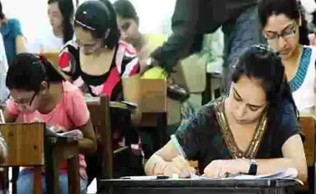 HRD ministry to meet state education secretaries over final year exams - Sakshi