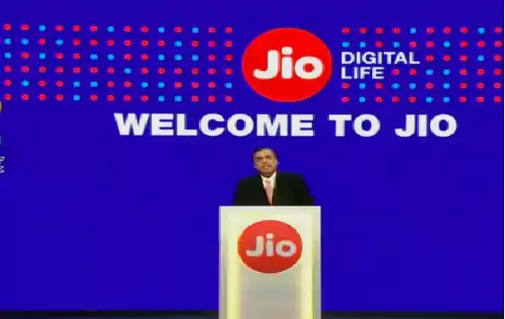 Google may invest in Reliance jio: market expectations - Sakshi