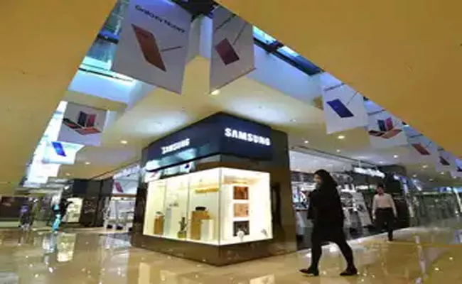 Samsung To Make Smart Watches In India - Sakshi